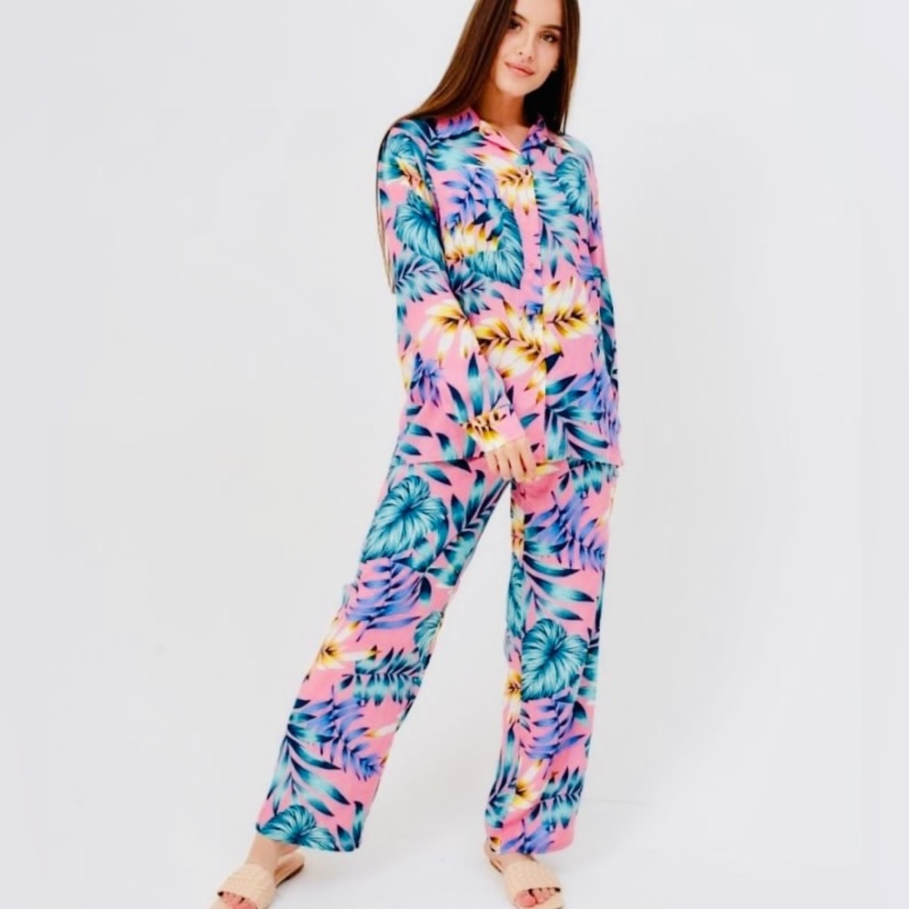 Women's summer suit
